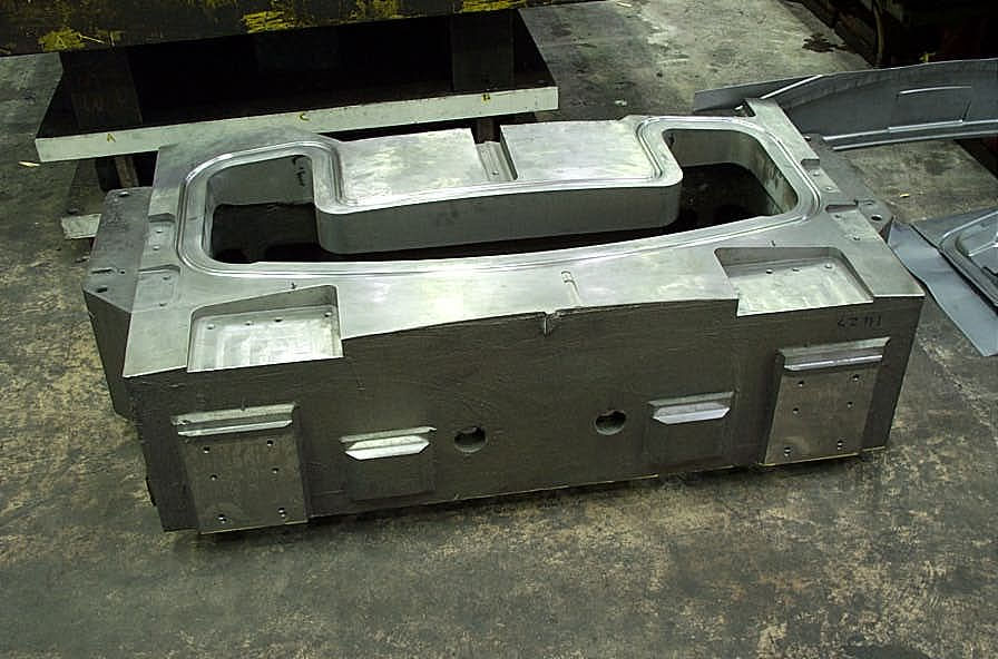 Cr/Mo Automotive Press Tool